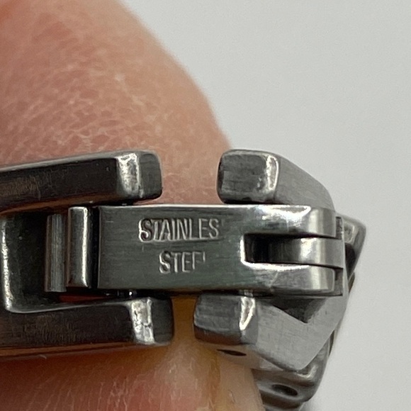 Magnetic Therapy Stainless Steel Bracelet Chevron Design Gender Neutral - Picture 8 of 8